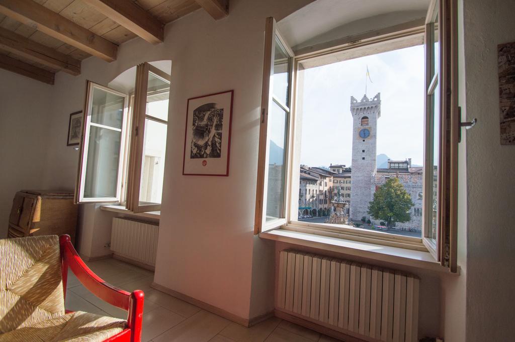 Scrigno Del Duomo Hotel Trento Exterior photo