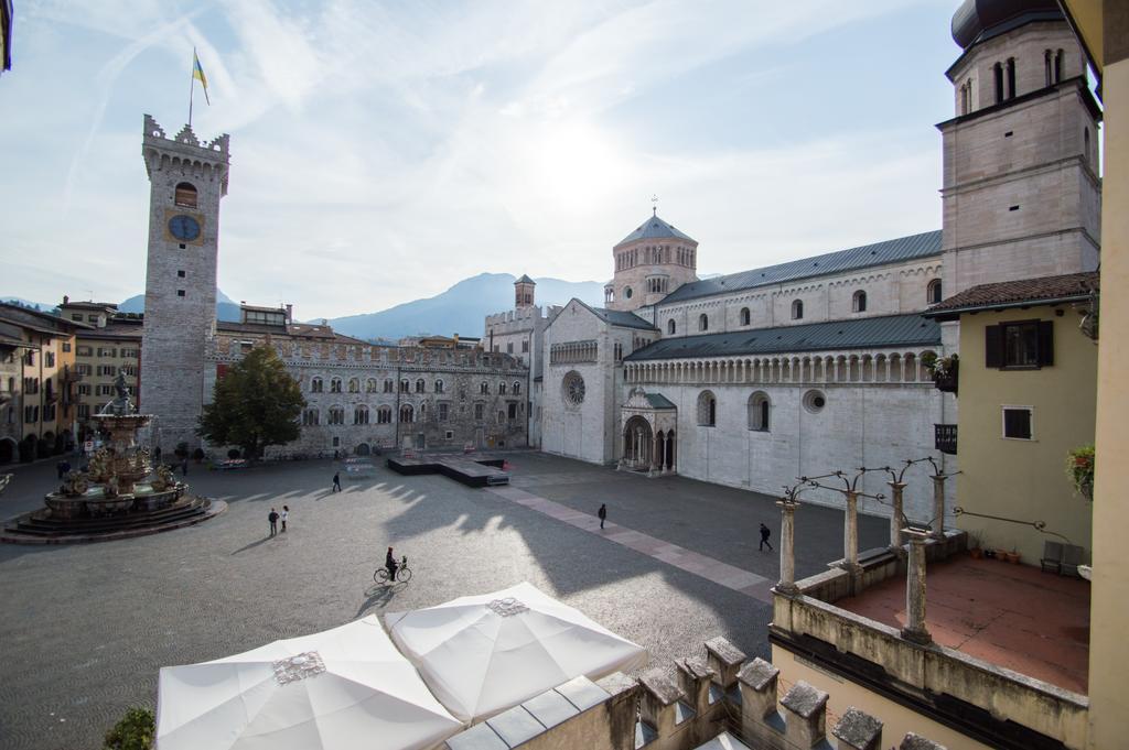 Scrigno Del Duomo Hotel Trento Exterior photo